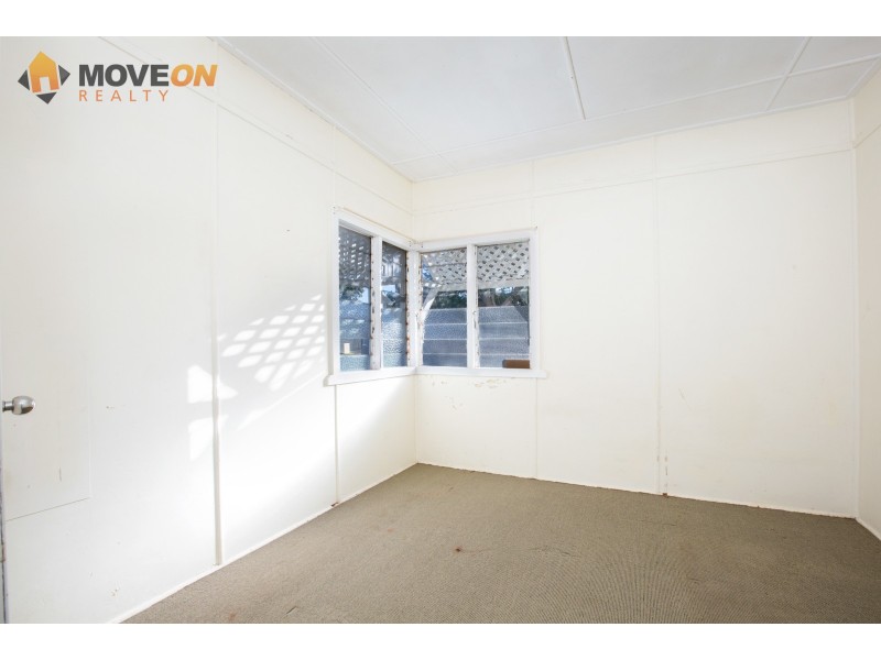 222 PRINCE EDWARD PDE, Scarborough QLD 4020