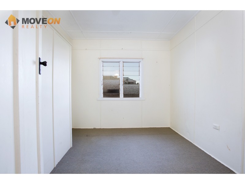 222 PRINCE EDWARD PDE, Scarborough QLD 4020