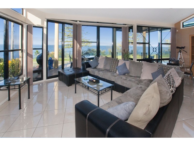 153 FLINDERS PARADE, Scarborough QLD 4020