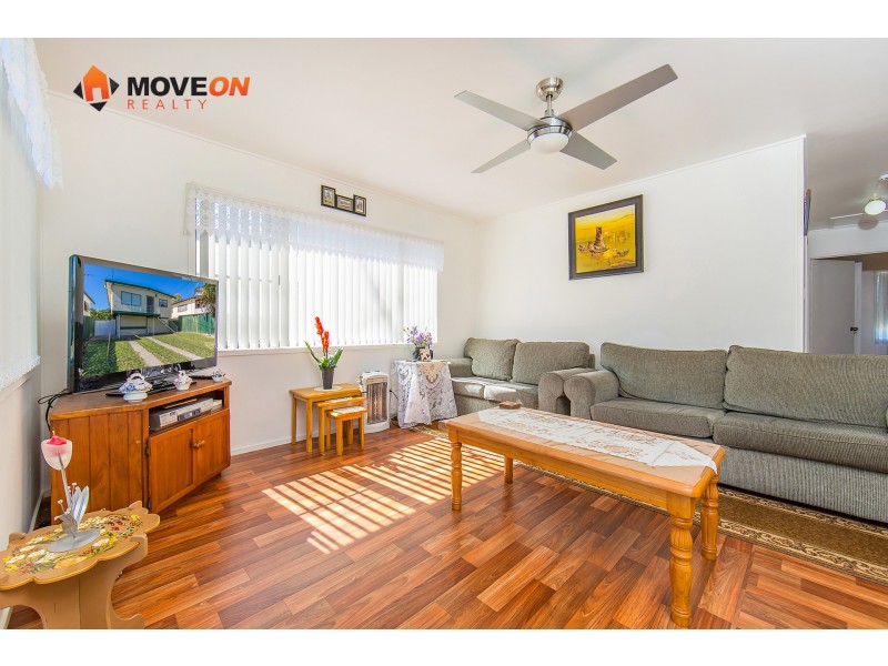 18 GERTRUDE ST, Redcliffe QLD 4020