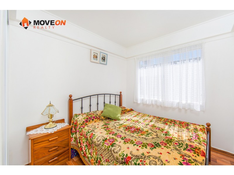 18 GERTRUDE ST, Redcliffe QLD 4020