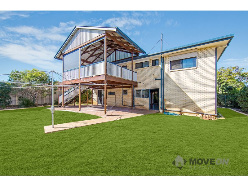 2 PRINCE STREET, Clontarf QLD 4019