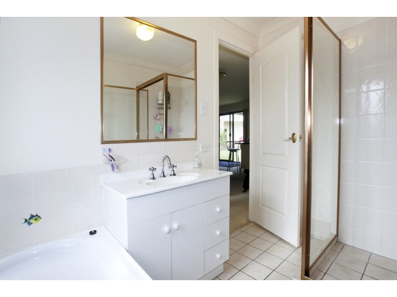 8 CAIRNS CRESCENT, Deception Bay QLD 4508