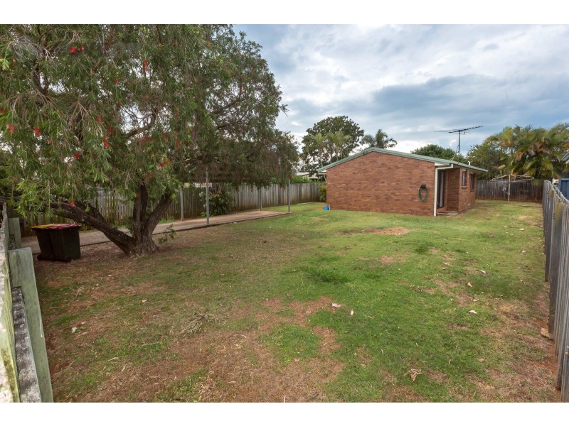 102A VICTORIA AVE, Margate QLD 4019