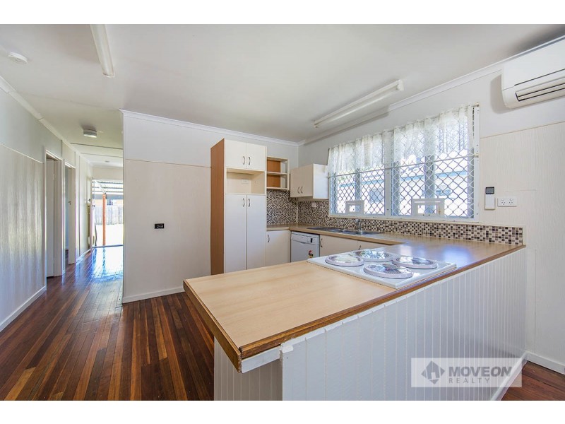 54 SCARBOROUGH RD, Redcliffe QLD 4020