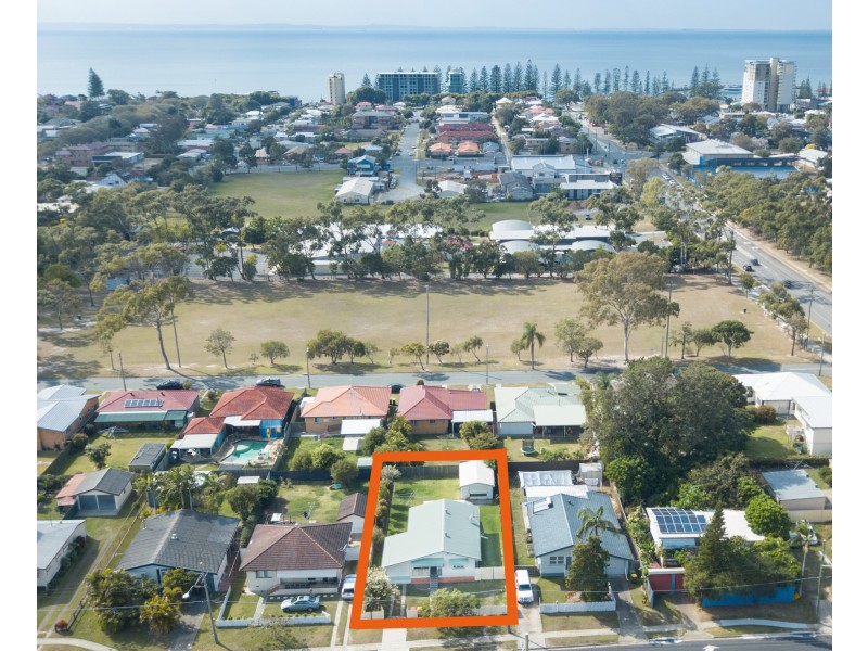 54 SCARBOROUGH RD, Redcliffe QLD 4020