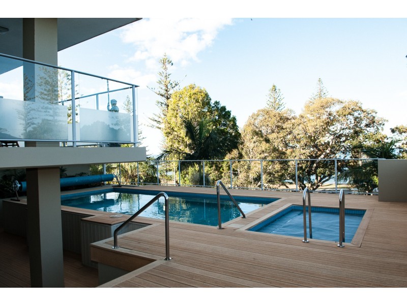 4/65 LANDSBOROUGH AVE, Scarborough QLD 4020