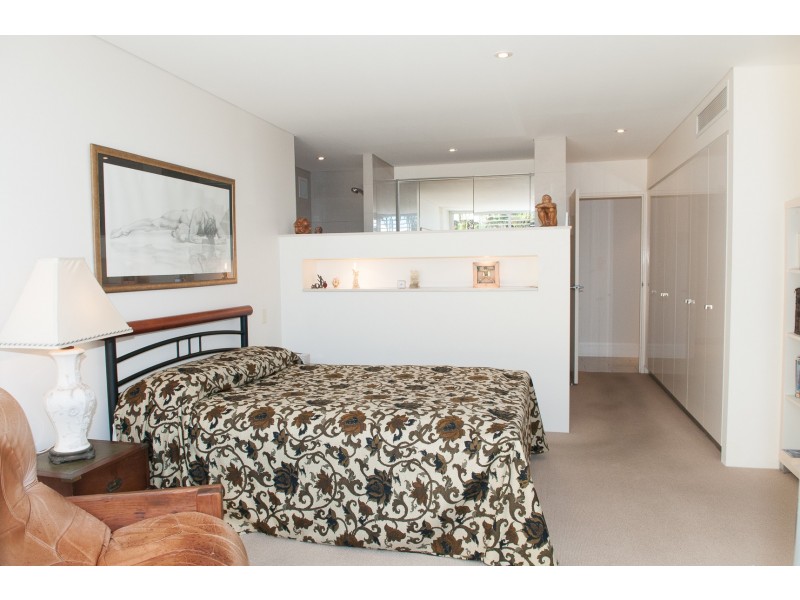 4/65 LANDSBOROUGH AVE, Scarborough QLD 4020