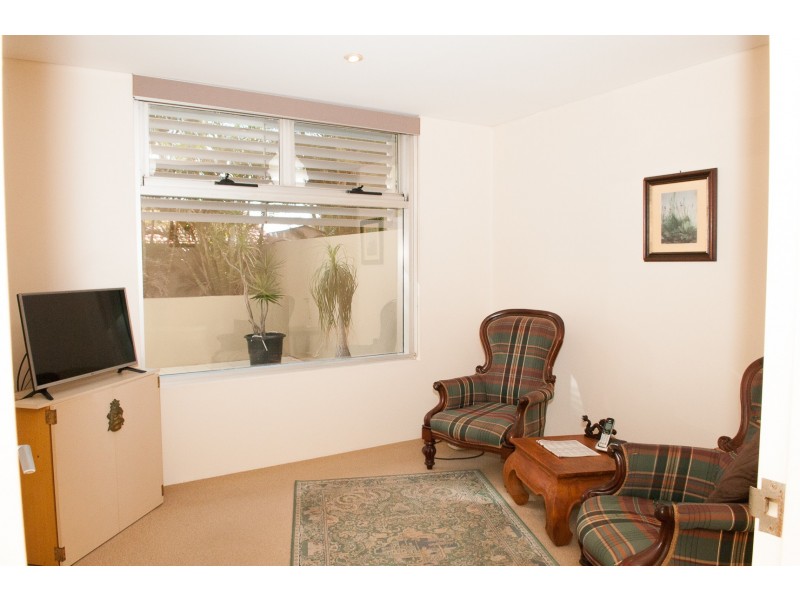 4/65 LANDSBOROUGH AVE, Scarborough QLD 4020