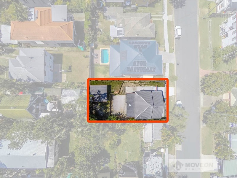 52 ROBERTSON AVE, Margate QLD 4019