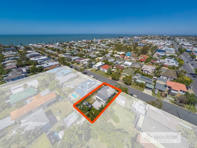 52 ROBERTSON AVE, Margate QLD 4019
