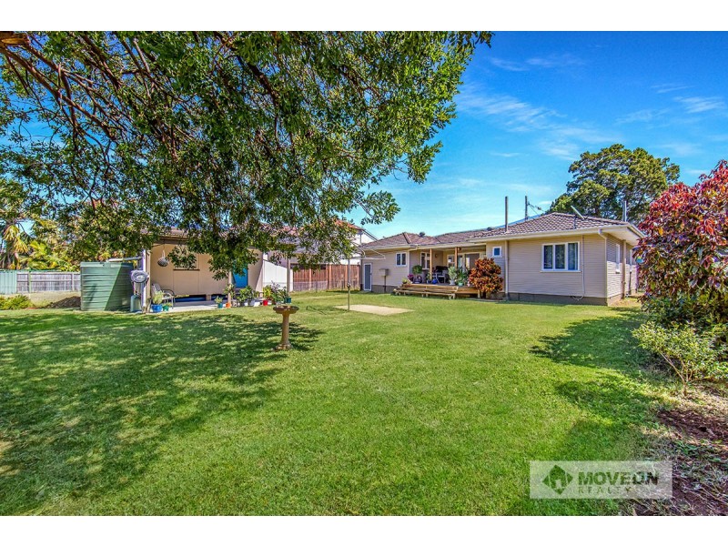 118 MAINE RD, Clontarf QLD 4019