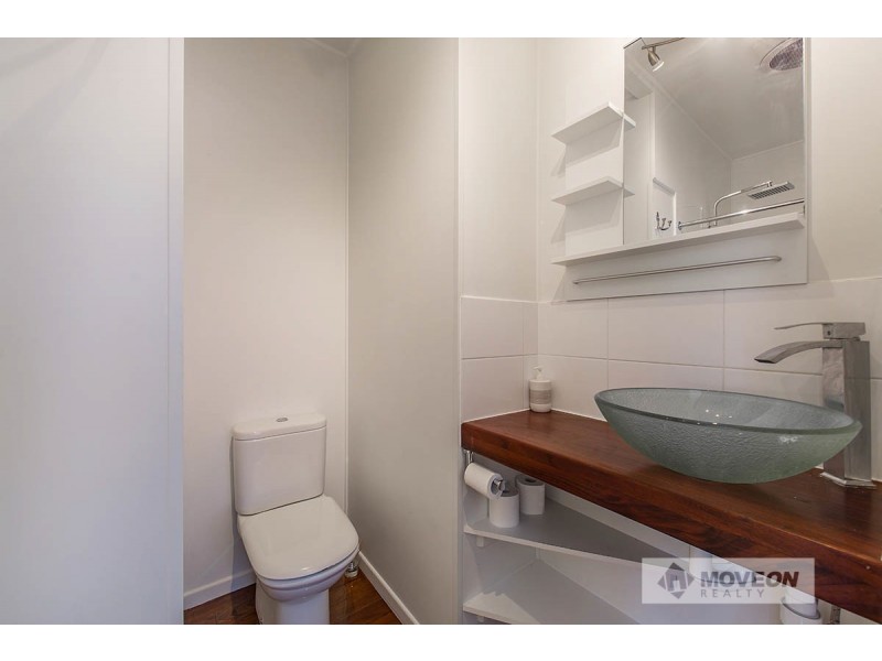 118 MAINE RD, Clontarf QLD 4019