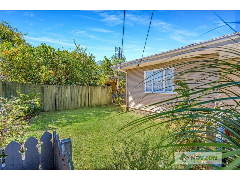 118 MAINE RD, Clontarf QLD 4019