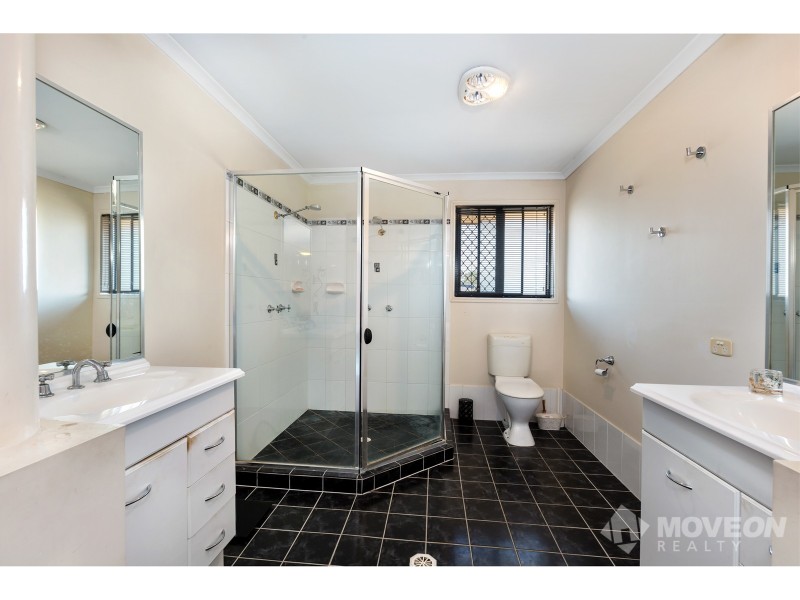 42 TOWNSVILLE CRES, Deception Bay QLD 4508