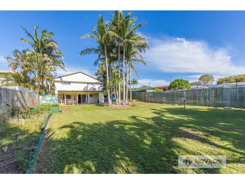 27 THOMAS STREET, Clontarf QLD 4019