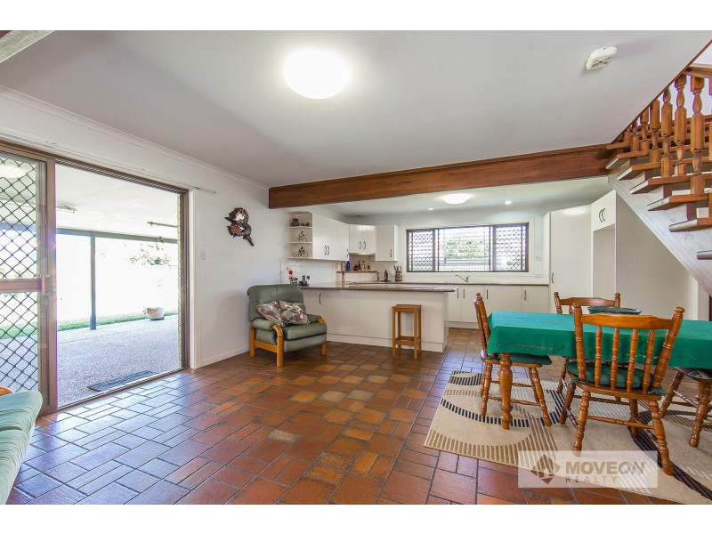 11 DAME PATTIE COURT, Newport QLD 4020