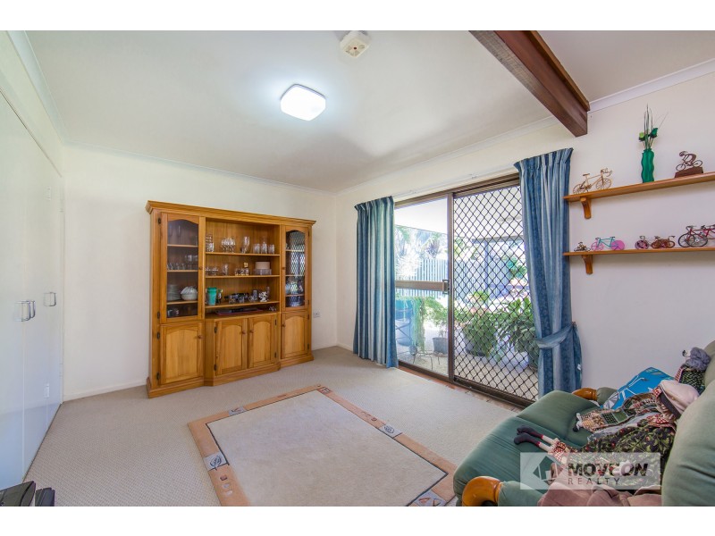 11 DAME PATTIE COURT, Newport QLD 4020