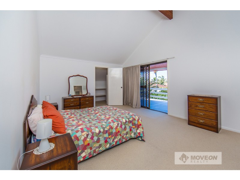 11 DAME PATTIE COURT, Newport QLD 4020