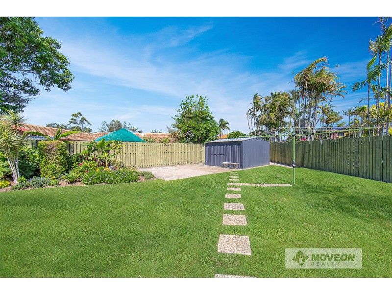 11 DAME PATTIE COURT, Newport QLD 4020
