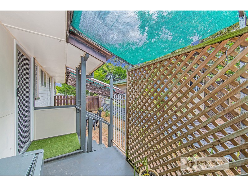 212 MAINE RD, Clontarf QLD 4019