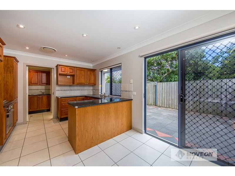 1/11 GEORGINA ST, Woody Point QLD 4019