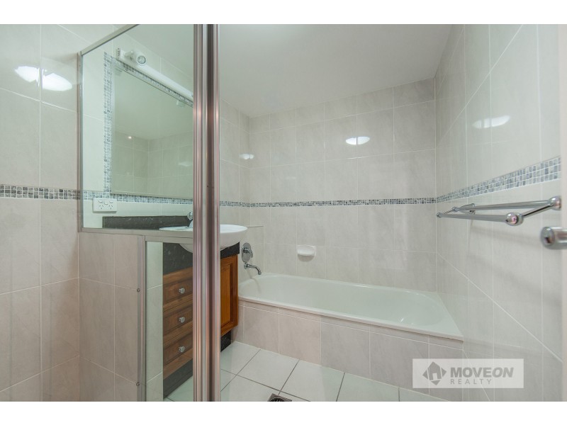 1/11 GEORGINA ST, Woody Point QLD 4019