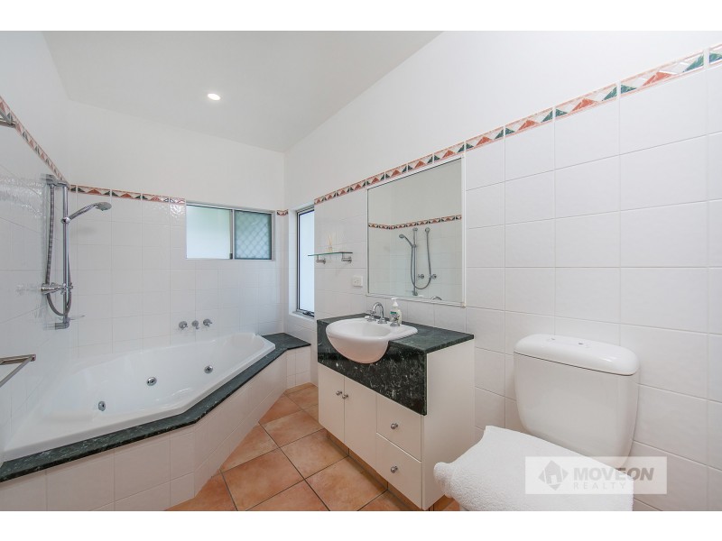 34 COX ST, Margate QLD 4019