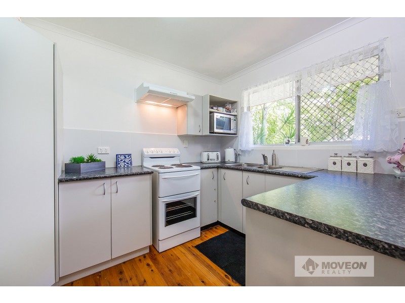 6 LOBELIA ST, Deception Bay QLD 4508