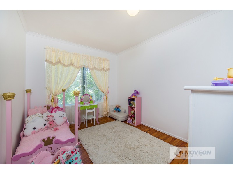 6 LOBELIA ST, Deception Bay QLD 4508