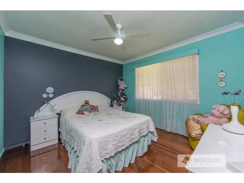 4 ALKOOIE AVE, Clontarf QLD 4019