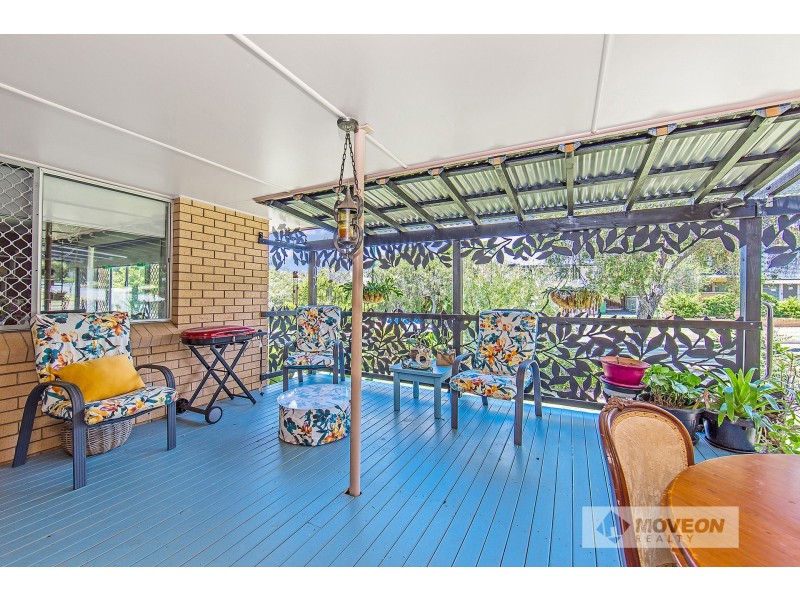 4 ALKOOIE AVE, Clontarf QLD 4019