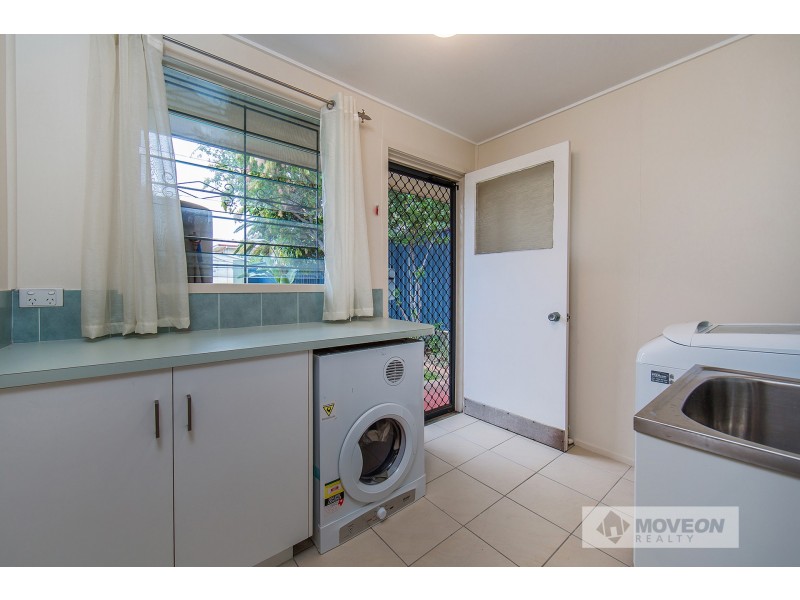 20 KALIMNA DRIVE, Clontarf QLD 4019