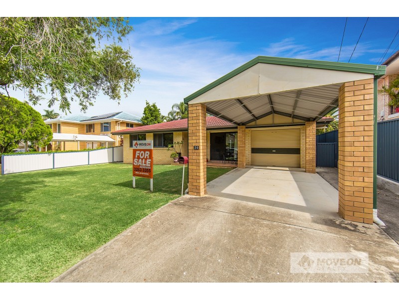 20 KALIMNA DRIVE, Clontarf QLD 4019