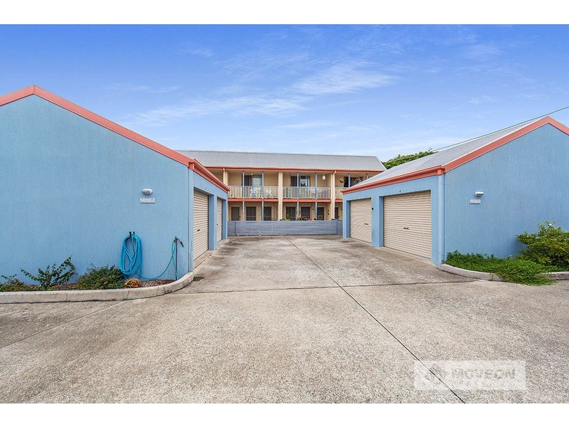 4/7 BAILEY ST, Woody Point QLD 4019