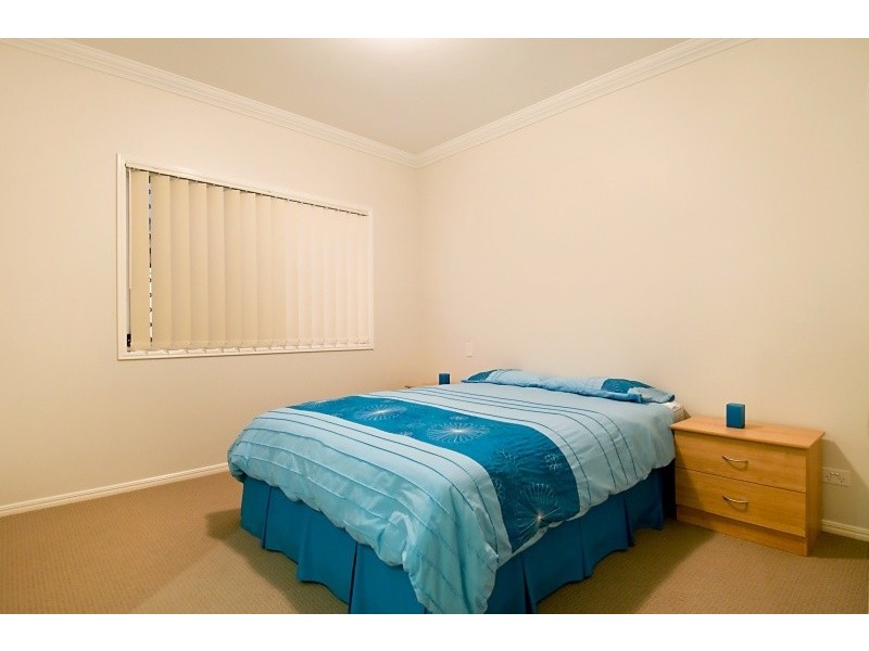 38 LIONHEART CRESCENT, Newport QLD 4020