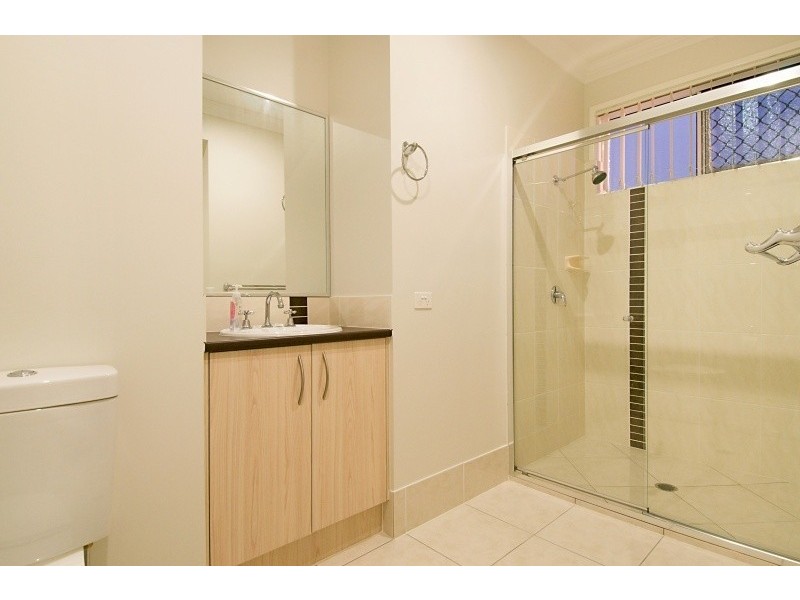 38 LIONHEART CRESCENT, Newport QLD 4020