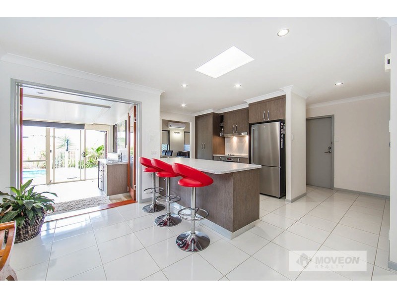 6 MAYFAIR ST, Kippa-ring QLD 4021