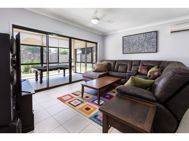 45 COLLINS STREET, Woody Point QLD 4019
