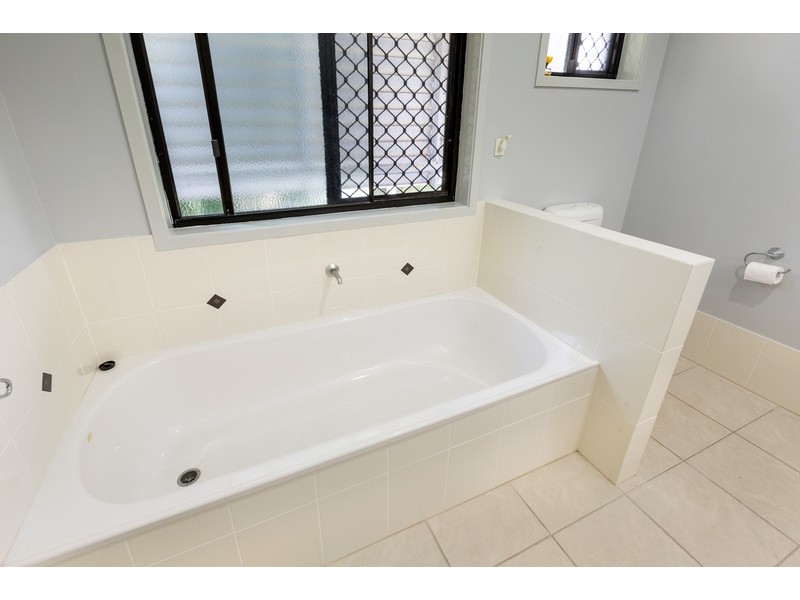 45 COLLINS STREET, Woody Point QLD 4019