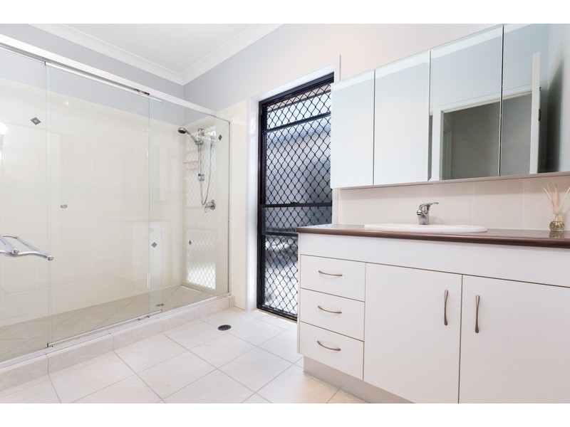 45 COLLINS STREET, Woody Point QLD 4019