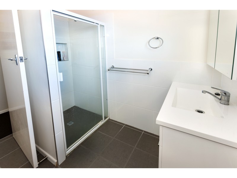 38 PERCY STREET, Redcliffe QLD 4020