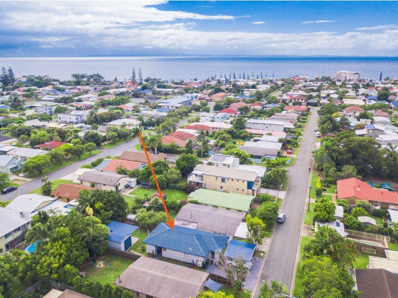 28 HIGLETT ST, Scarborough QLD 4020