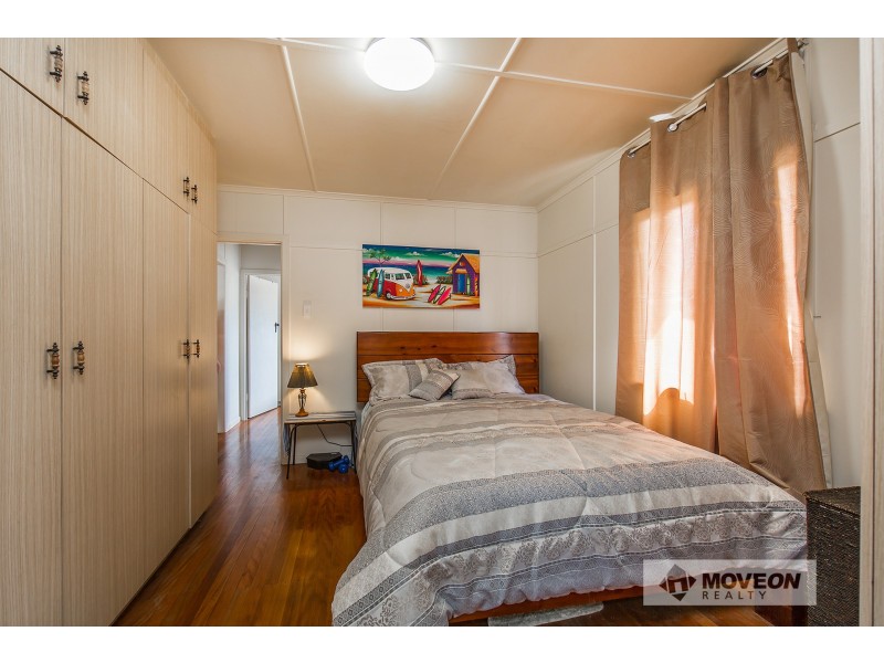 28 HIGLETT ST, Scarborough QLD 4020
