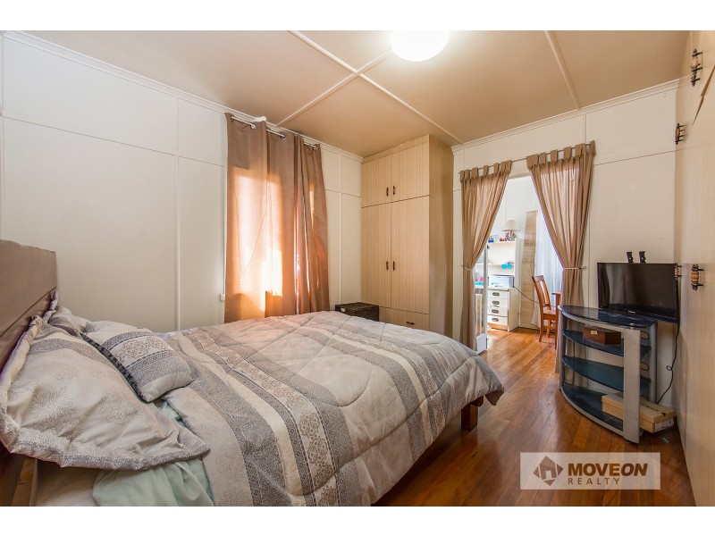 28 HIGLETT ST, Scarborough QLD 4020