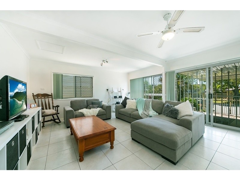 1A DALTON ST, Kippa-ring QLD 4021