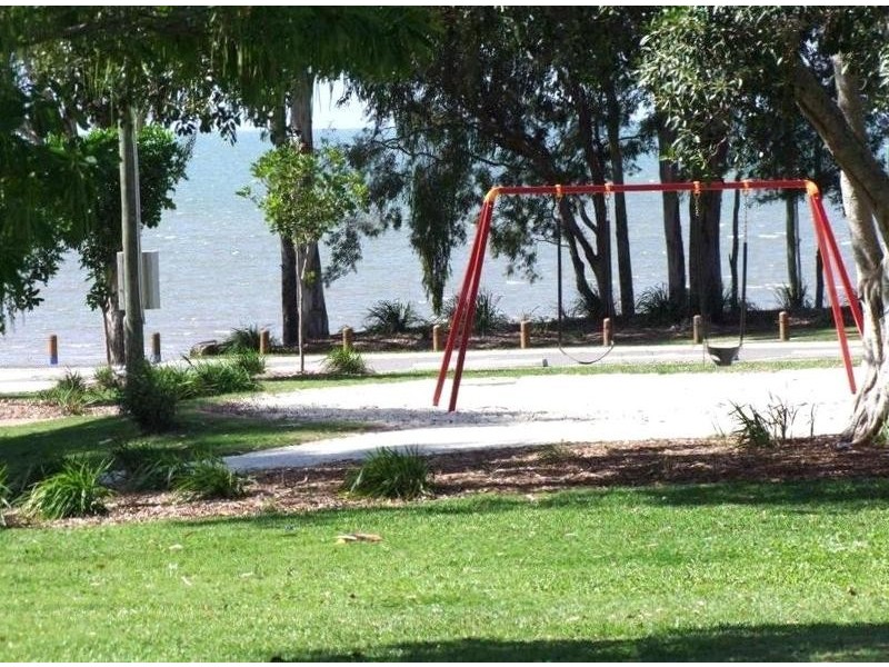 2 MARYBOROUGH TERRACE, Scarborough QLD 4020