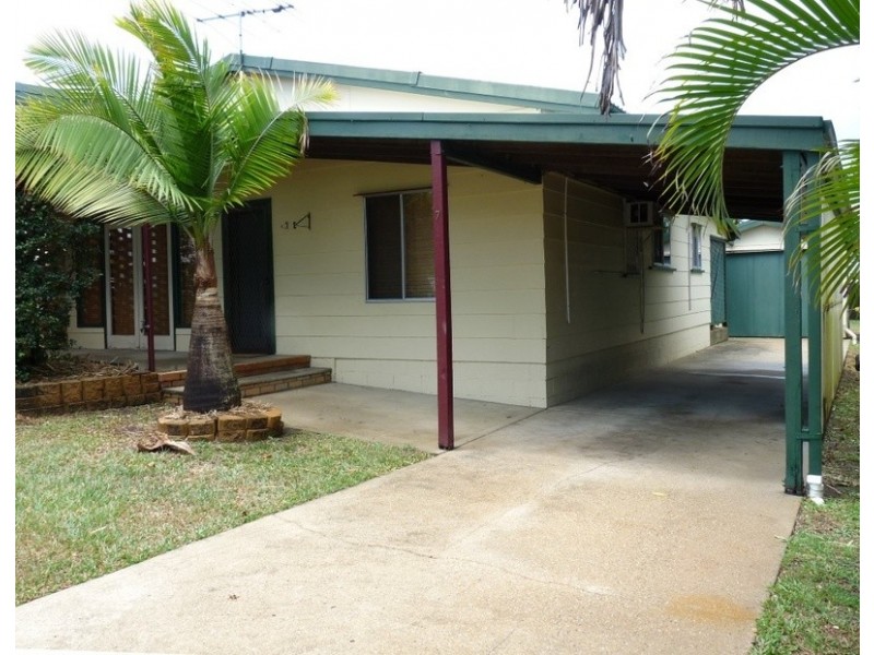 7 VERNON ST, Clontarf QLD 4019