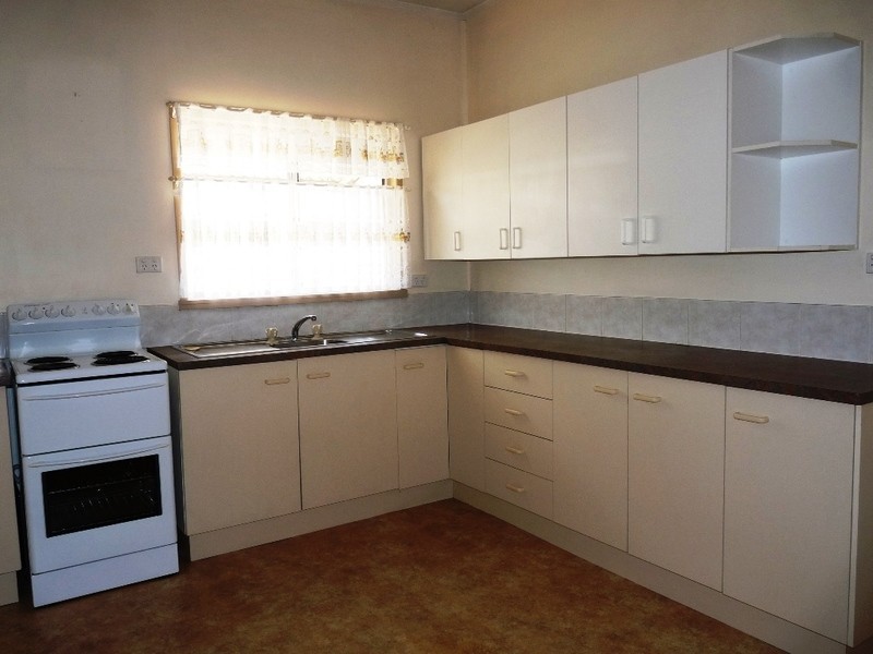 7 VERNON ST, Clontarf QLD 4019