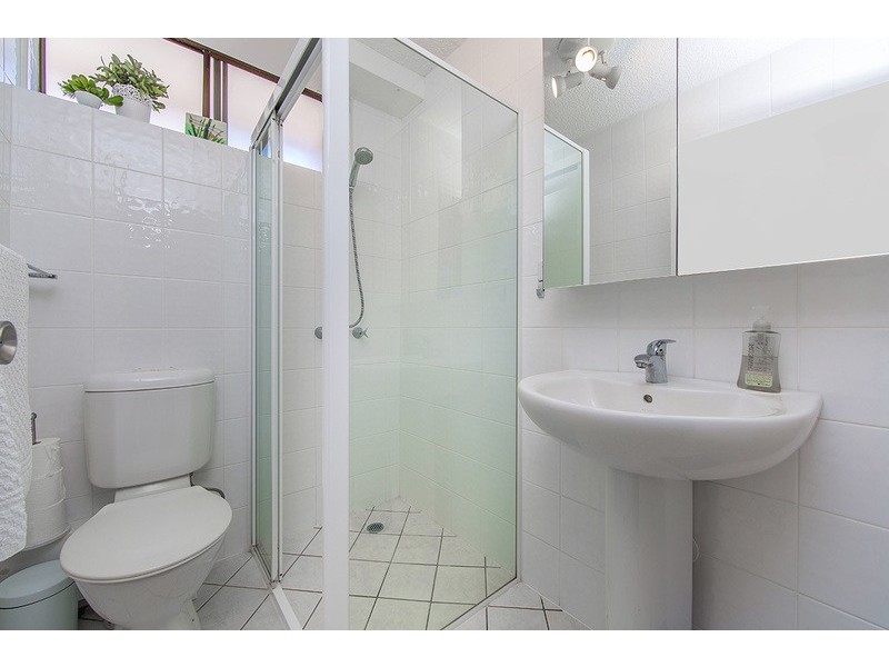 6/51 MARINE PDE, Redcliffe QLD 4020